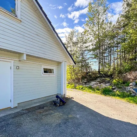 Stunning In With House Sea View